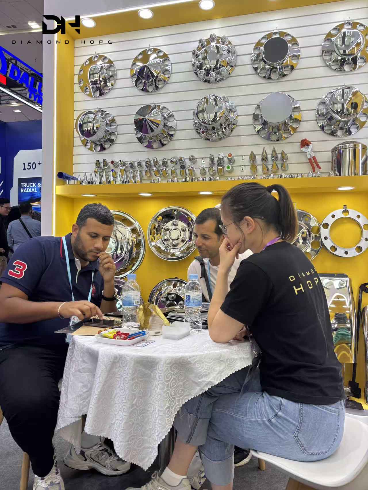 Truck wheel simulator